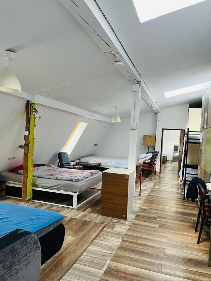Zen Hostel Клуж-Напока Экстерьер фото